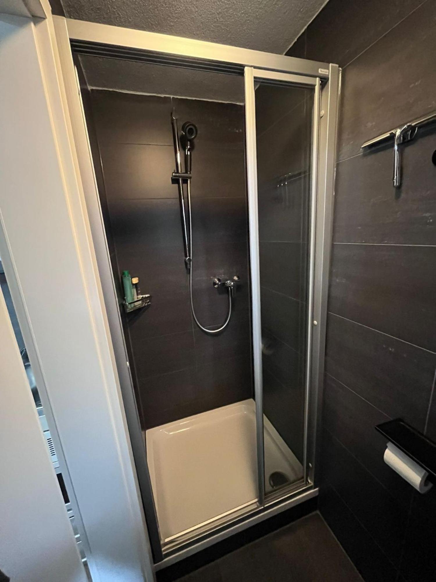 Tiny House Black Pearl Tettnang Dış mekan fotoğraf